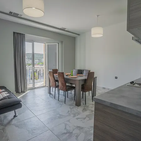 Katsaros Luxury Apts 5min Walk To Beach Tsilivi (Zakynthos)