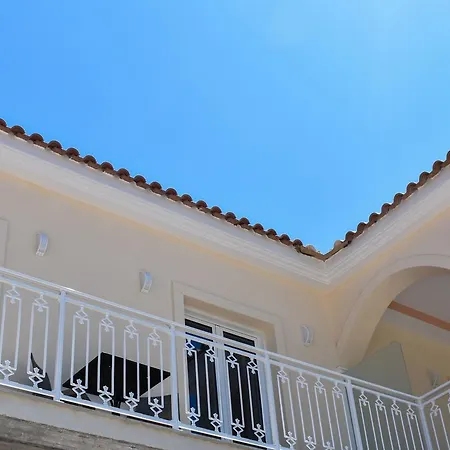 Lägenhet Katsaros Luxury Apts 5min Walk To Beach