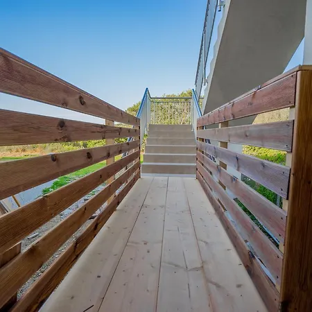 Katsaros Luxury Apts 5min Walk To Beach